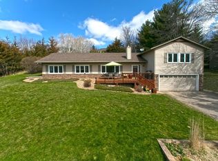 16200 Valley Rd, Eden Prairie, MN 55347