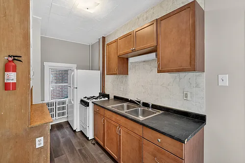 265-267 E Bertsch St #3 Photo 1