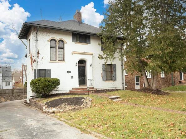 452 W Iroquois Rd, Pontiac, MI 48341