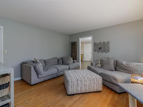 2nd image of 2492 Foster Mill Dr