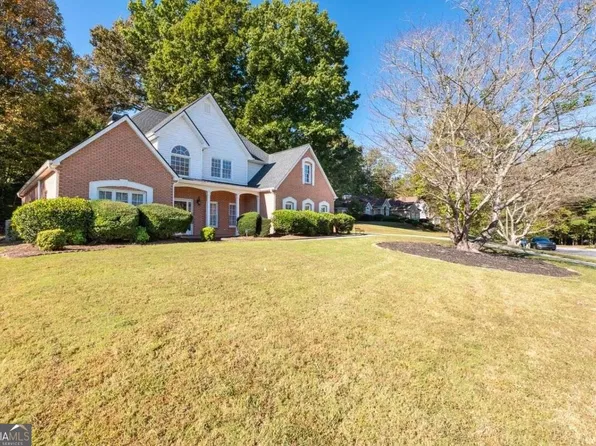 4810 Highland Lake Dr, College Park, GA 30349