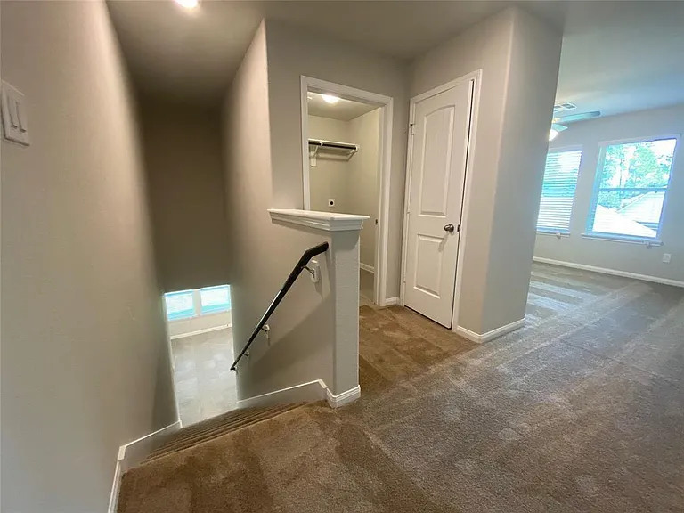 13443 Greenbrier Dr — Photo 12