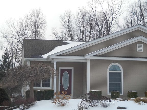 2nd image of 4015 Pond View Dr