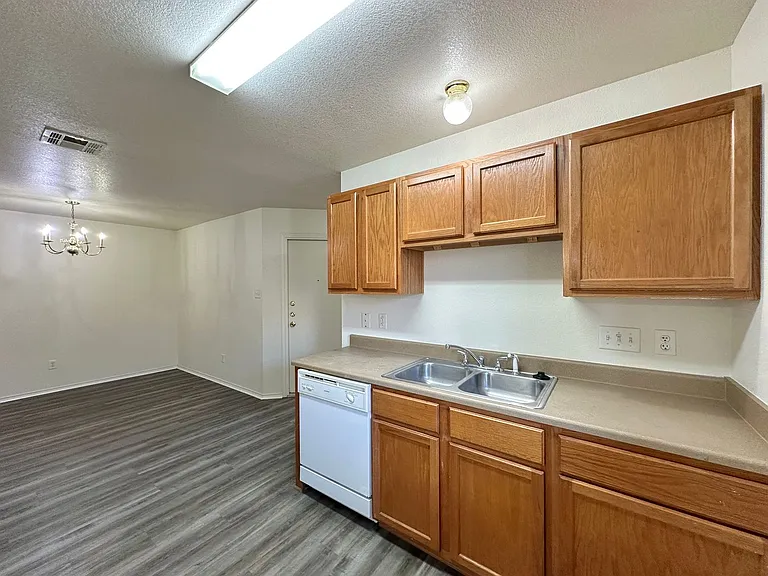 5108 Lauren Lea Dr — Photo 10