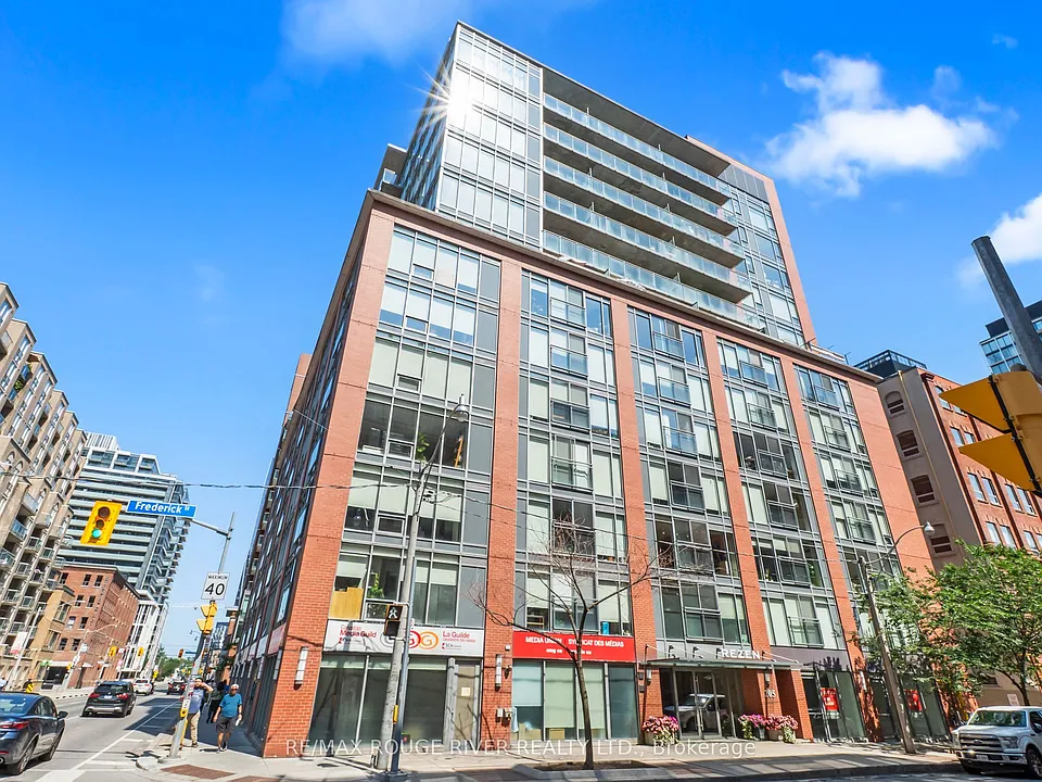 205 Frederick St #704
