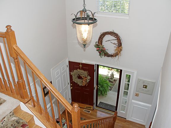 3rd image of 6900 Jockey Club Ln