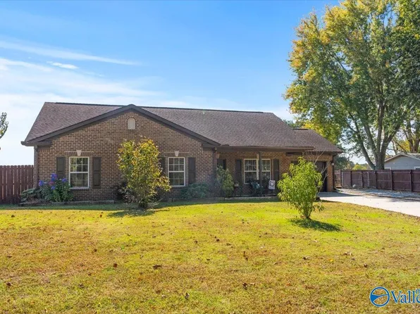 453 Banyon Rd, Toney, AL 35773