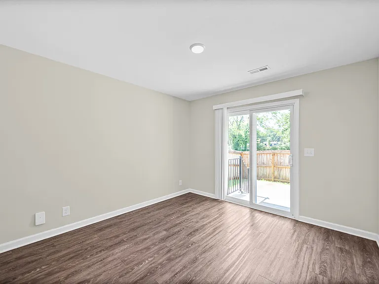 192 Mitchell St — Photo 14