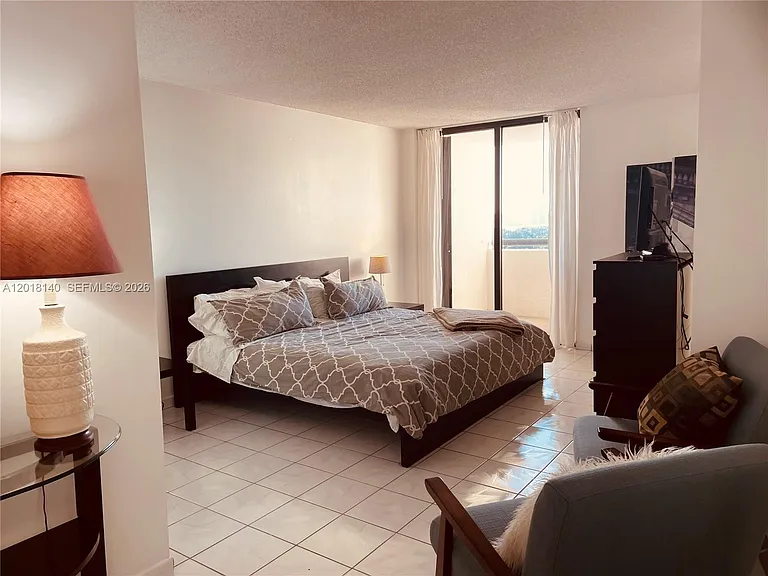 2555 Collins Ave #1804 — Photo 7