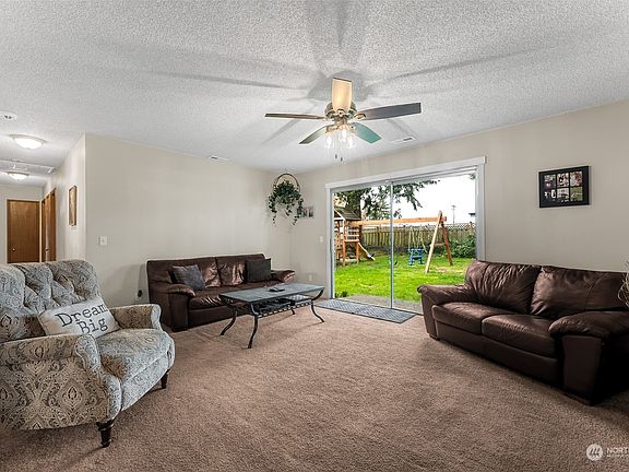 3rd image of 12511 23rd Street Ct E