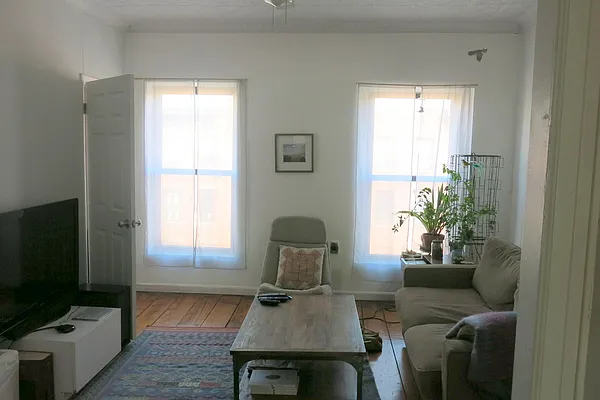 Rented by Realty Collective | media 12