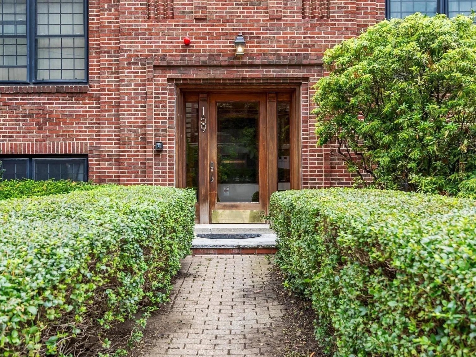 2 bed, 2.0 bath, 1104 sqft, $3,500 — Photo 3