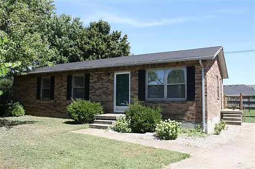 24 Kennedy Ave Photo 1