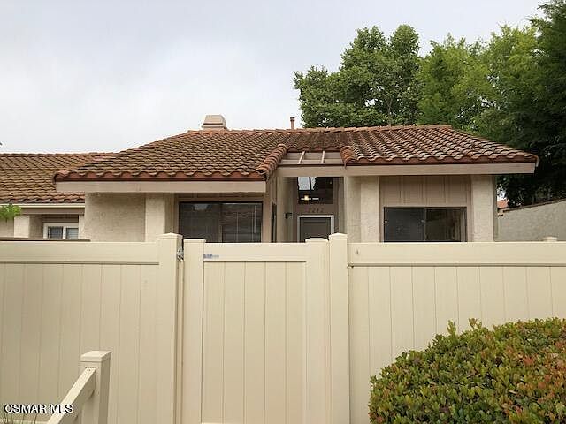 1st image of 2242 Olivewood Dr