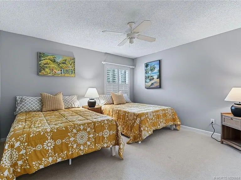 5152 SE Club Way #104 — Photo 30