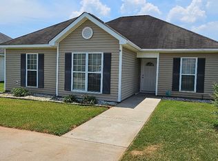 100 Stanton Cir, Warner Robins, GA 31093