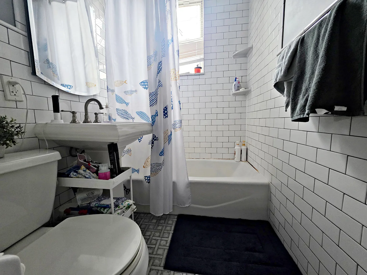 575 Driggs Avenue — Photo 4
