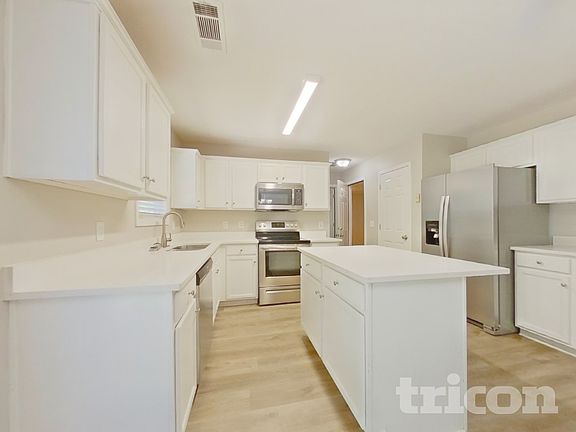 5th image of 105 Remington Place Dr