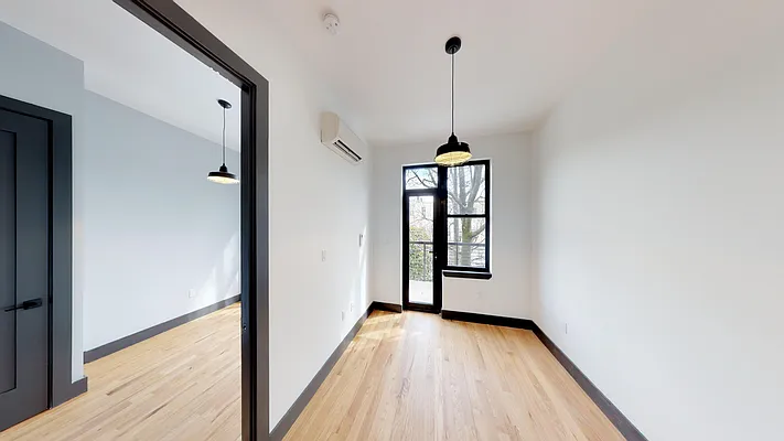 Rented by Rennit Inc. | media 42