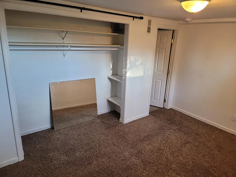 428 N Laventure Rd — Photo 9