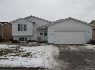 6129 W 66th St, Sioux Falls, SD 57106