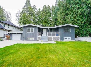 2212 Grant St, Abbotsford, BC V2T 2M7