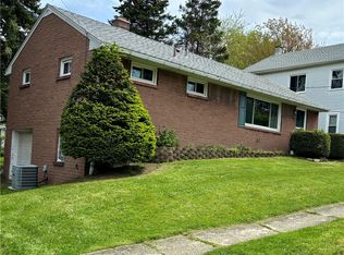 2817 Perry St, Erie, PA 16504