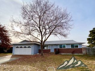 9577 W Hoff Dr, Garden City, ID 83714