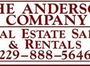 106 W Pine St, Sylvester, GA 31791