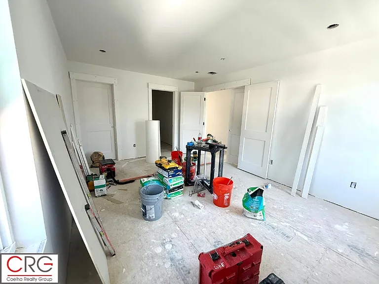 140 Summer St #1 — Photo 23