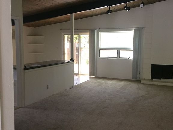 4th image of 5513 Baja Dr
