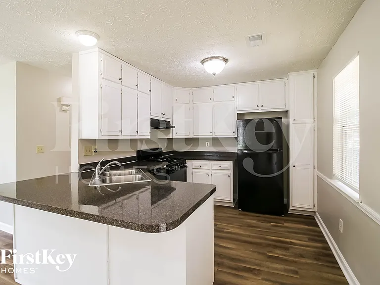 10258 Misty Ridge Dr — Photo 8