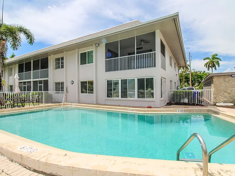 1686 Blue Point Ave #B7 — Photo 51