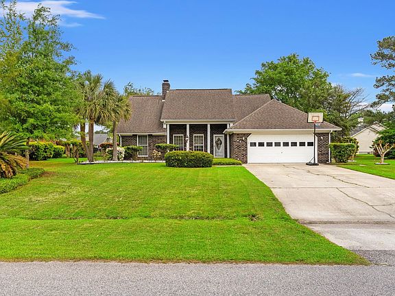 2nd image of 102 Ashley River Rd.