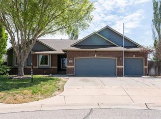 10402 W Dallas Cir, Wichita, KS 67215