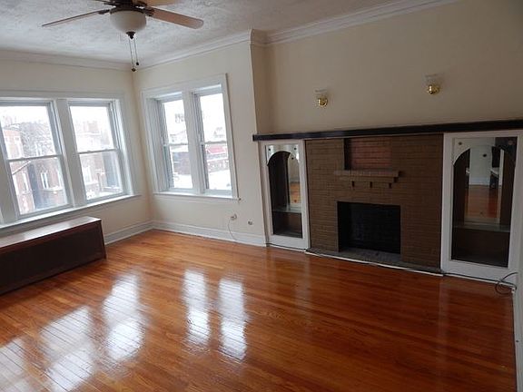 4th image of 8223 S Eberhart Ave