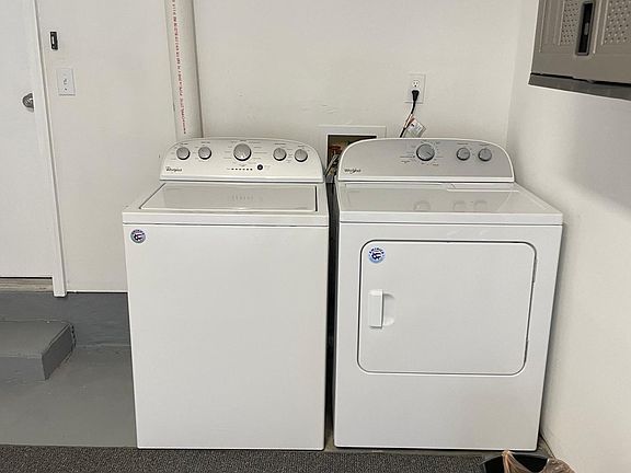 Garage laundry