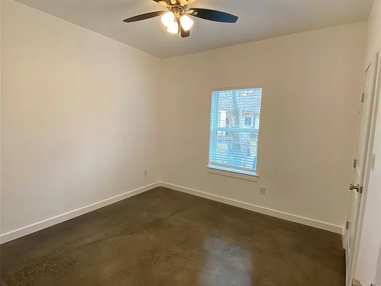 104 E Forest Ave — Photo 8