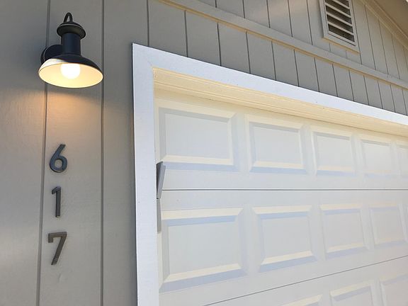 2nd image of 617 Oriole Ave