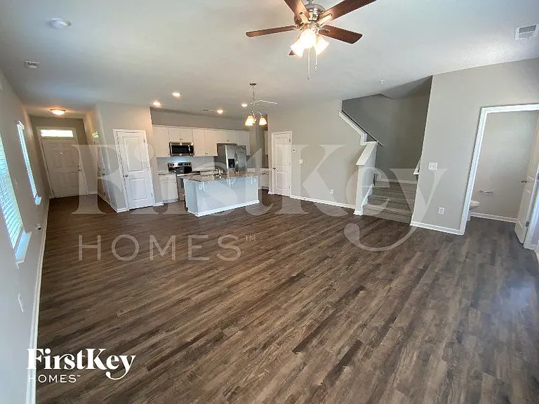 2014 Cypress Village Dr NW — Photo 4