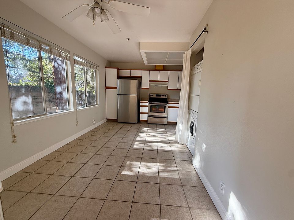 Kitchen/Dinning Area