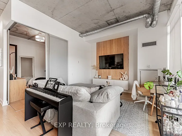 66 Portland St #609 — Photo 12