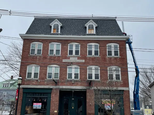 17 W Main St #3, Hillsborough, NH 03244