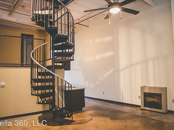 3rd image of 360 Stockton St APT 26