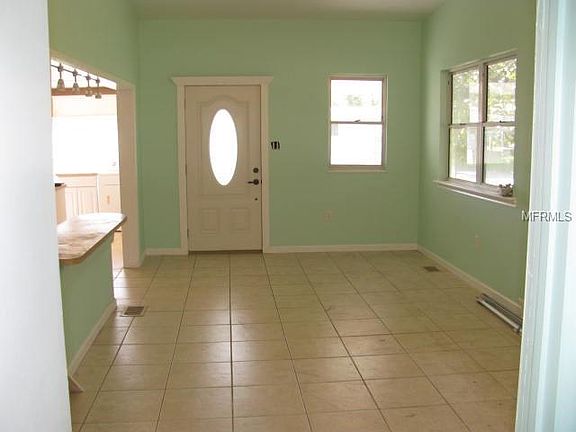 4th image of 14449 Valentine Dr