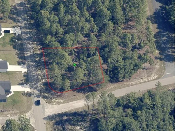 1951 W Adelia Pl #27, Dunnellon, FL 34434