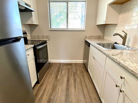 2nd image of 7815 Betsy Ross Cir #7819