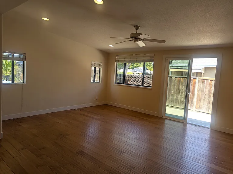 1122 Myrtle Dr — Photo 21