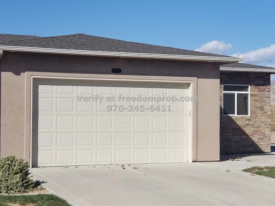 2690 Summer Hill Ct