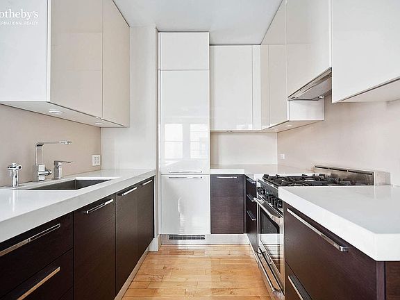 5th image of 67 Park Ave #14E
